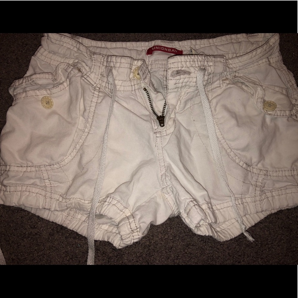 white vintage shorts